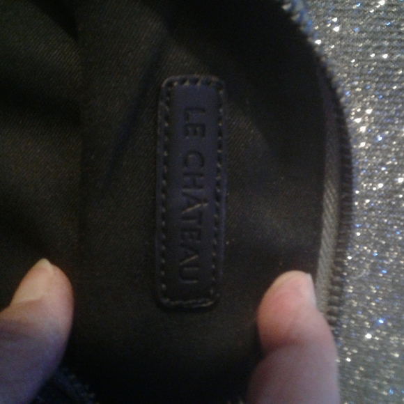 La Chateaux Wristlet - Picture 2 of 2